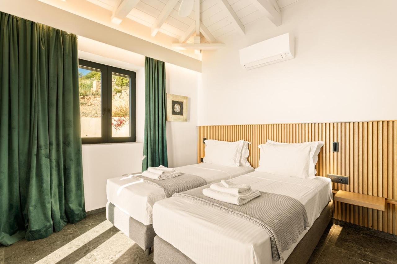 Mani Theasis Villa Stoupa Exterior photo